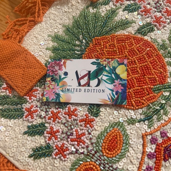 Limited Edition Viral Beaded Bag - Picture 10 of 11